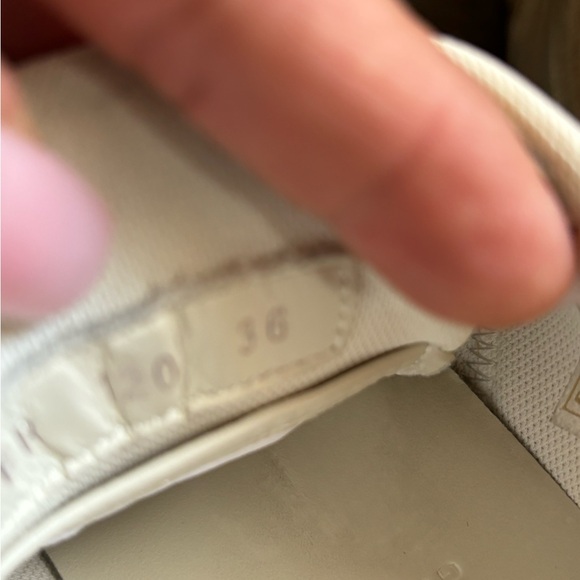 Givenchy Chito Sneakers - Picture 7 of 15